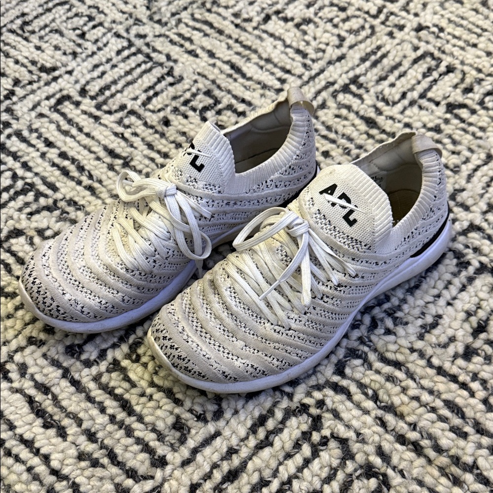 APL Techloom Wake Sneakers